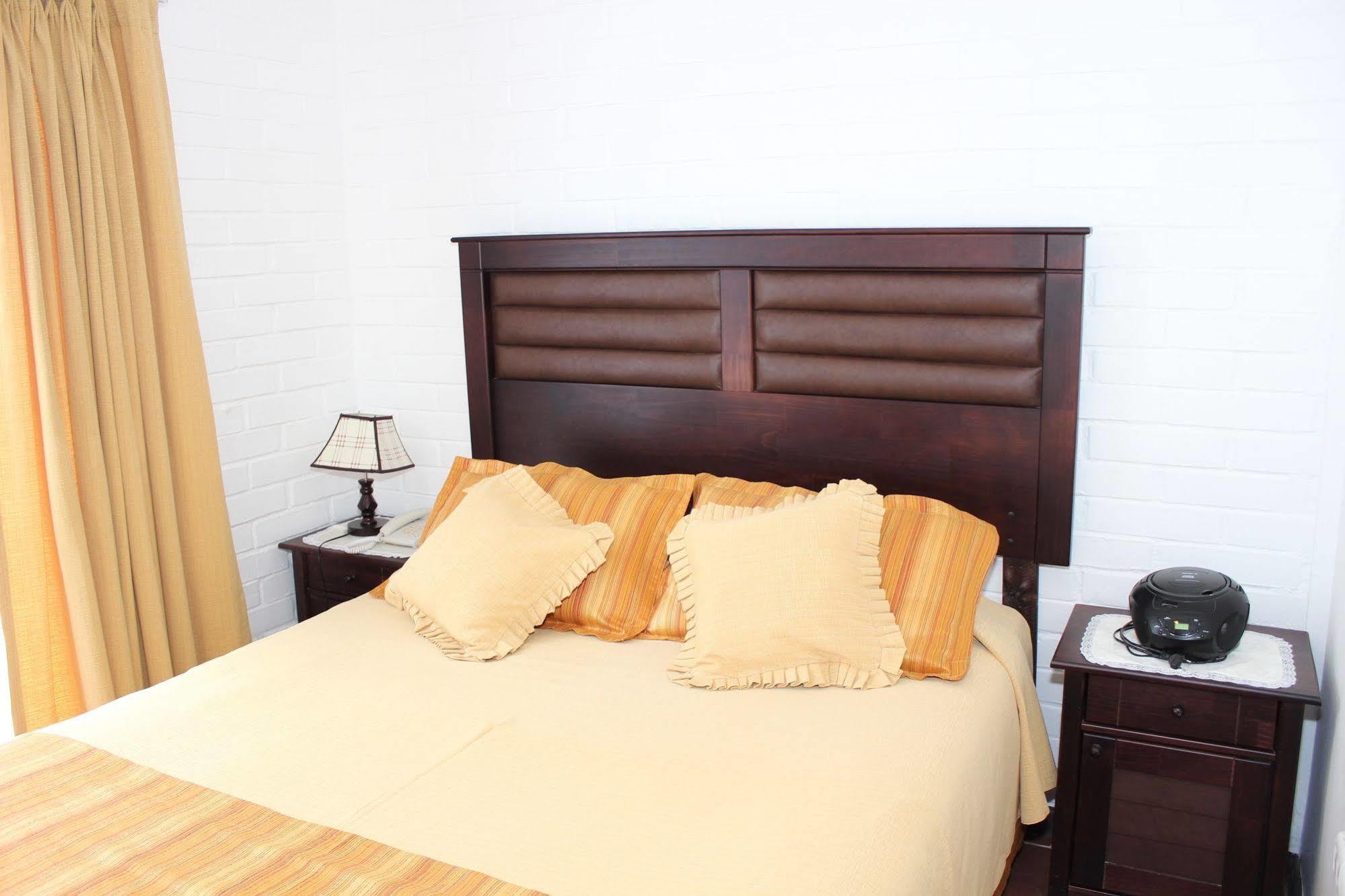 Apart Hotel Y Cabanas Vegasur Λα Σερένα Εξωτερικό φωτογραφία