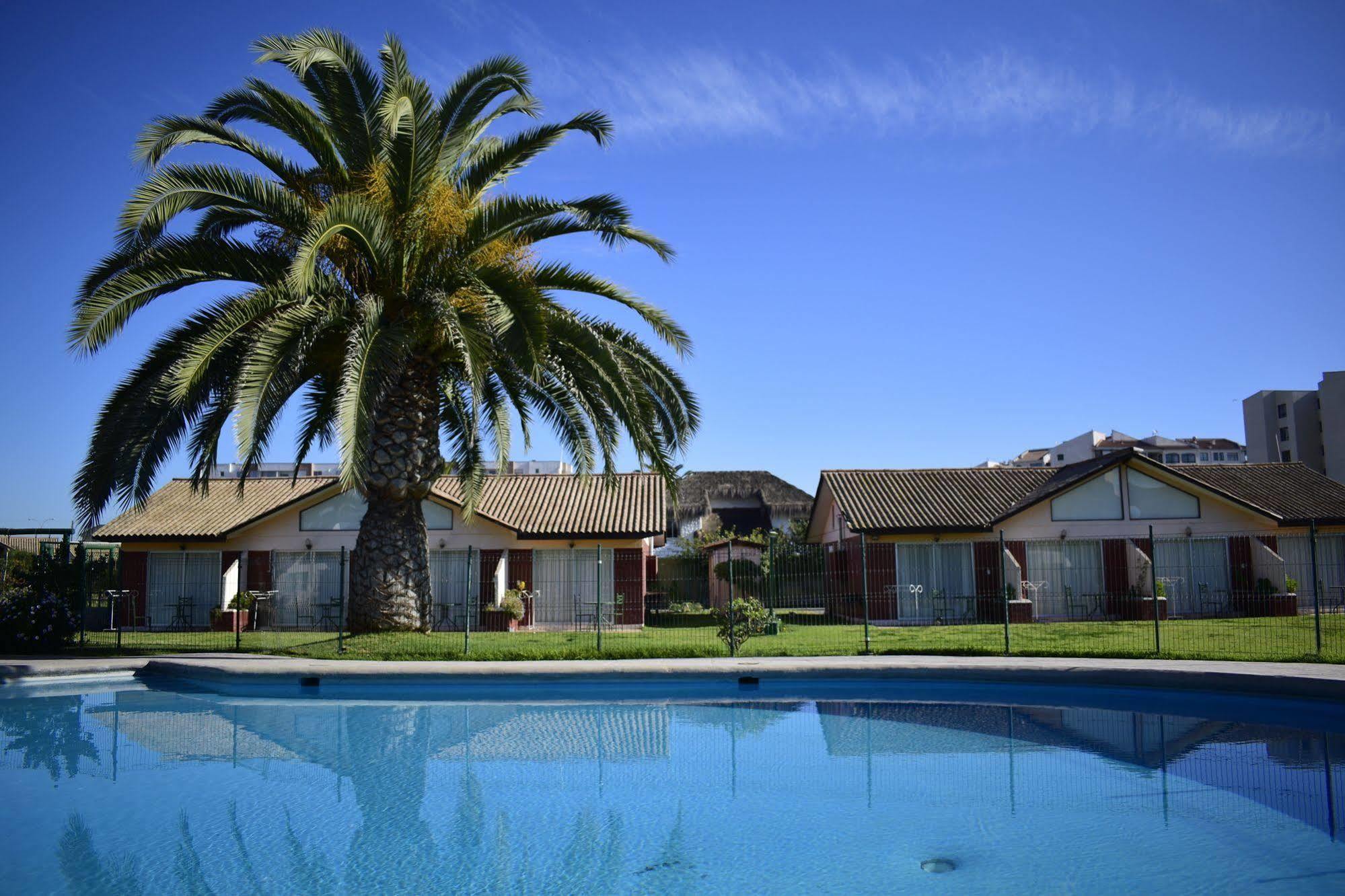 Apart Hotel Y Cabanas Vegasur Λα Σερένα Εξωτερικό φωτογραφία